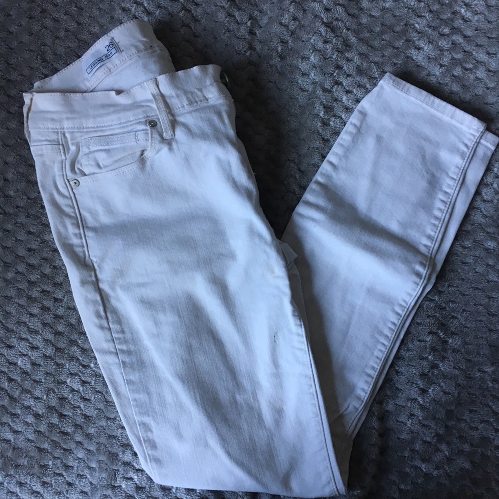 Gap White Skinny Jeans